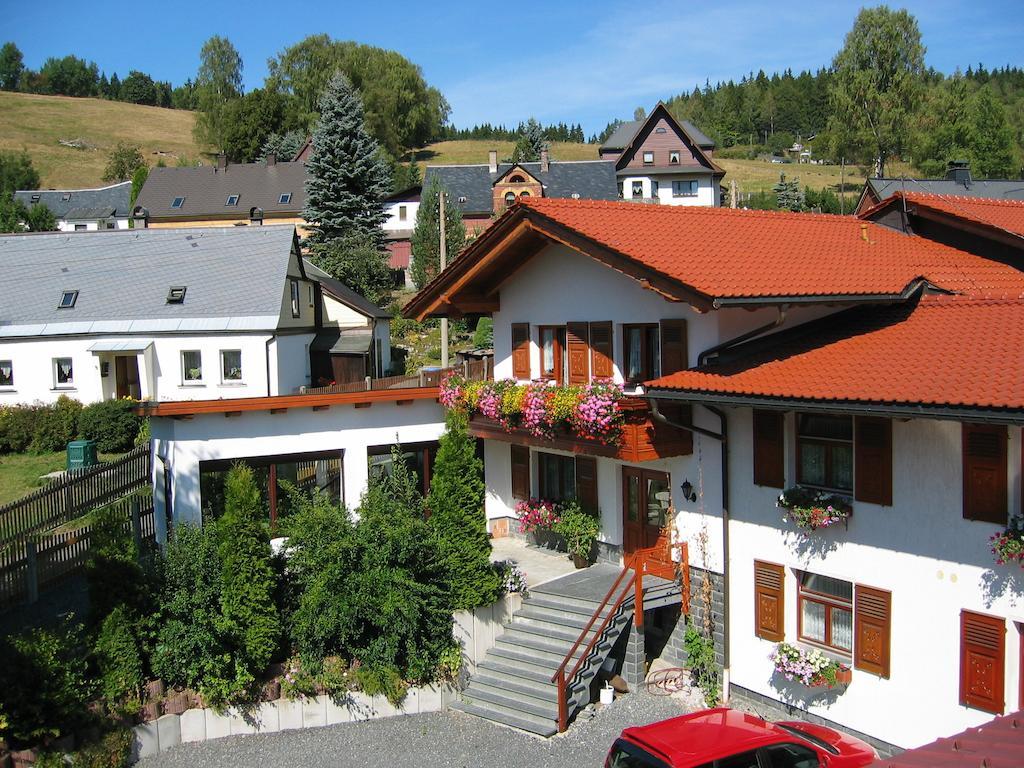 Landhotel Gasthof Zwota Klingenthal Exterior photo